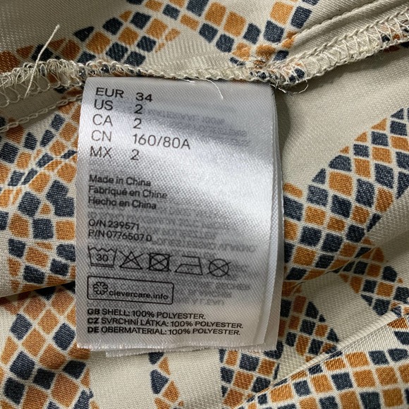 Richard‎ Allen X H&M Womens Blouse Size 2 White Patterned Print Long Sleeves - Picture 7 of 9